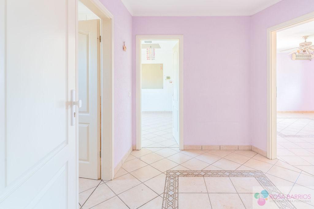 For sale of chalet in Marbella