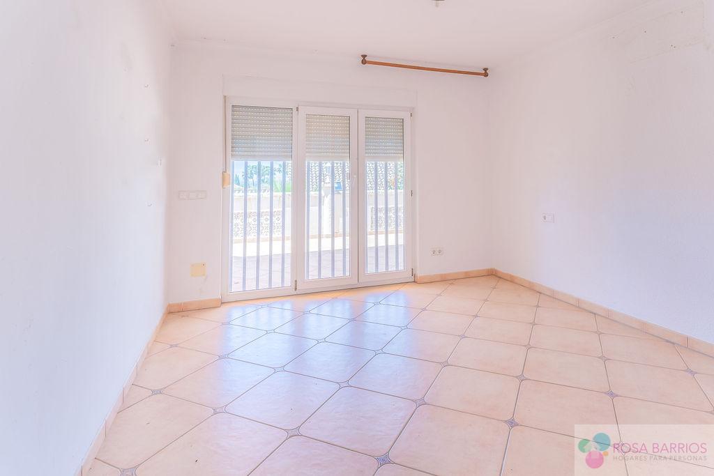 For sale of chalet in Marbella