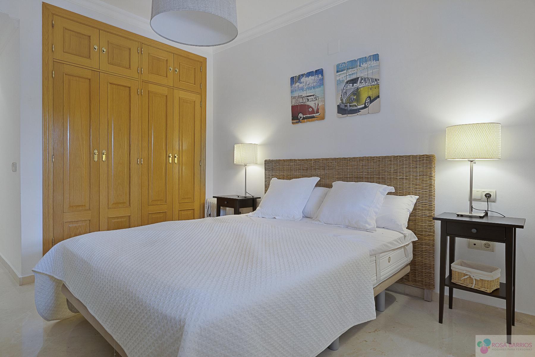For sale of flat in San Pedro de Alcántara
