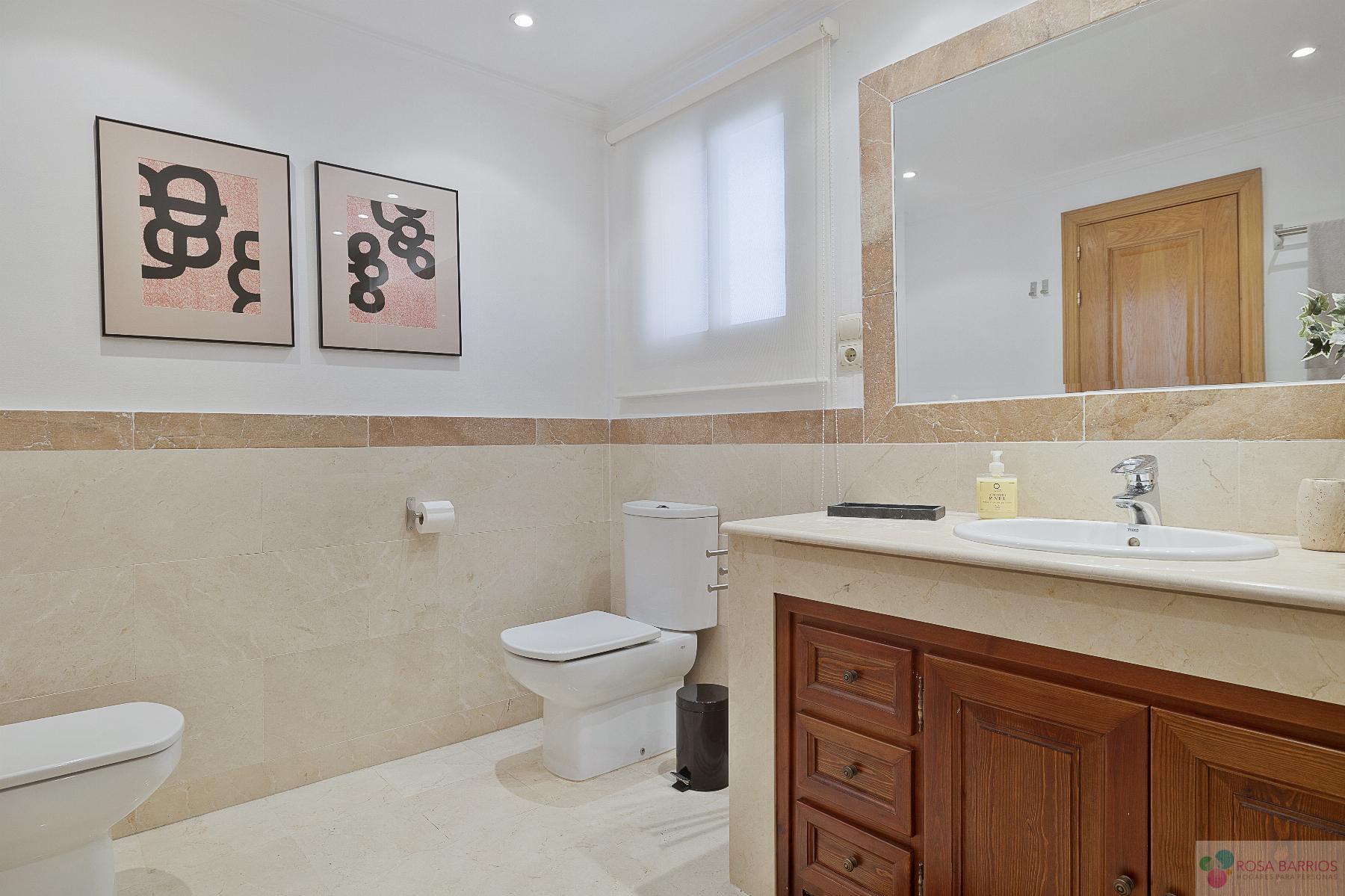For sale of flat in San Pedro de Alcántara