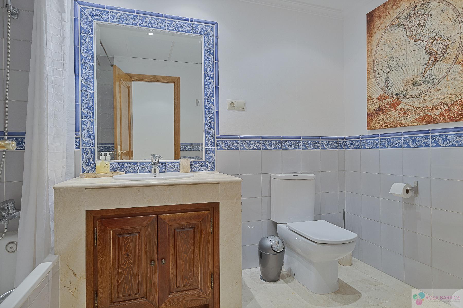 For sale of flat in San Pedro de Alcántara