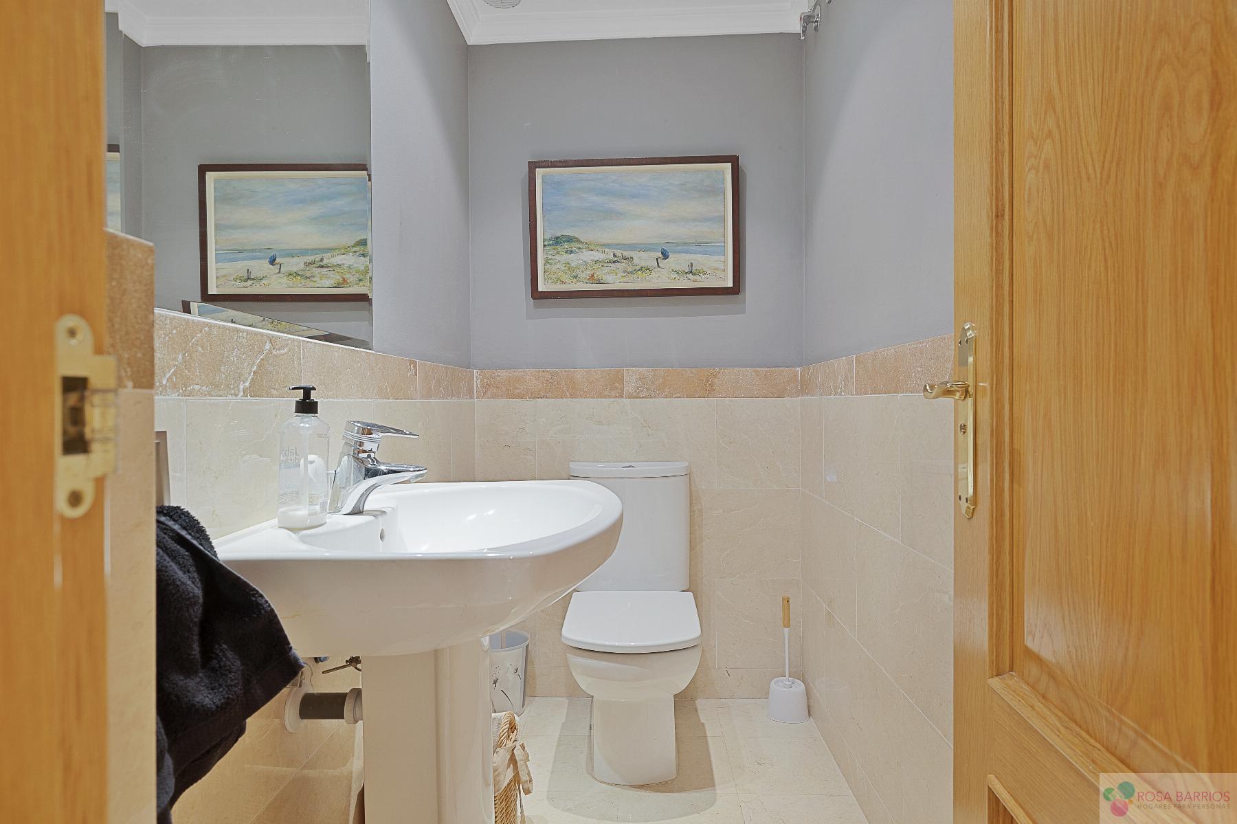 For sale of flat in San Pedro de Alcántara