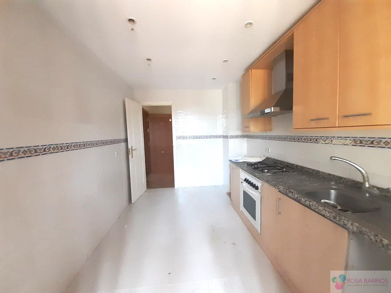 Venta de piso en San Pedro de Alcántara