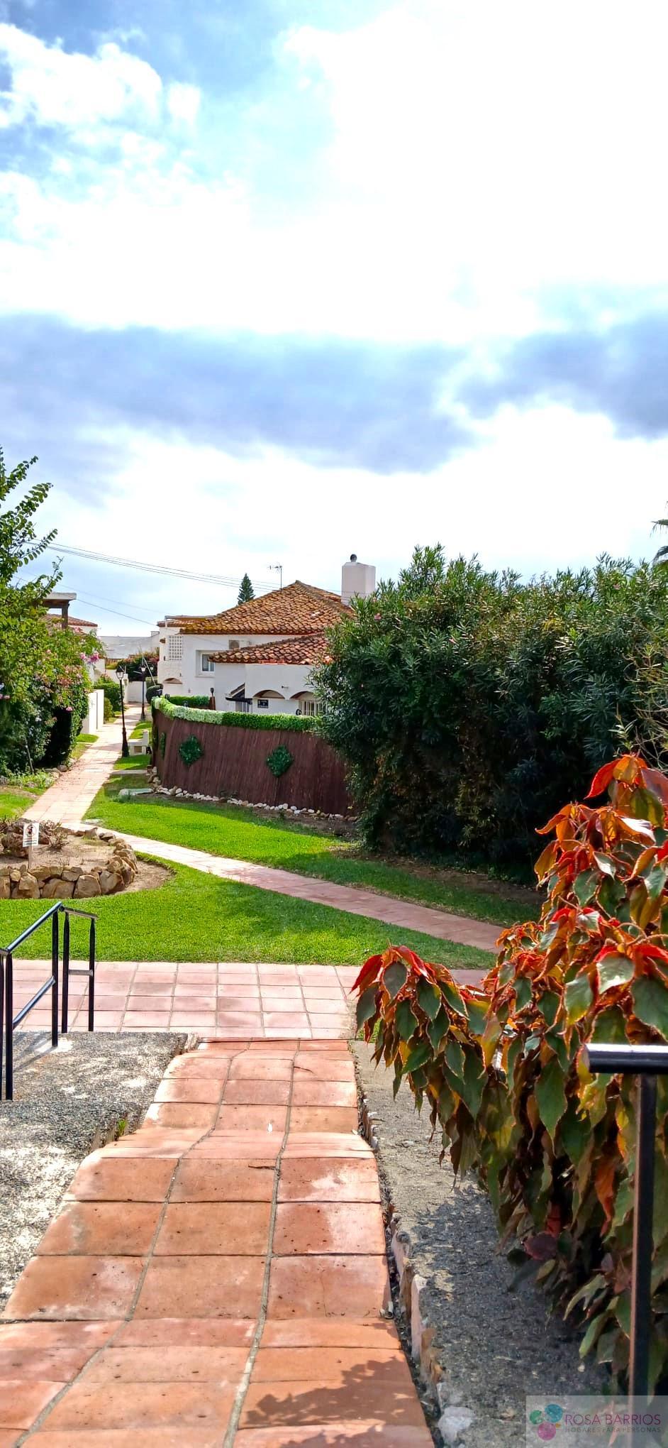 For sale of flat in Estepona