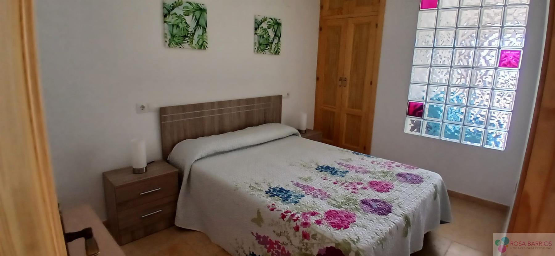 For sale of flat in Estepona