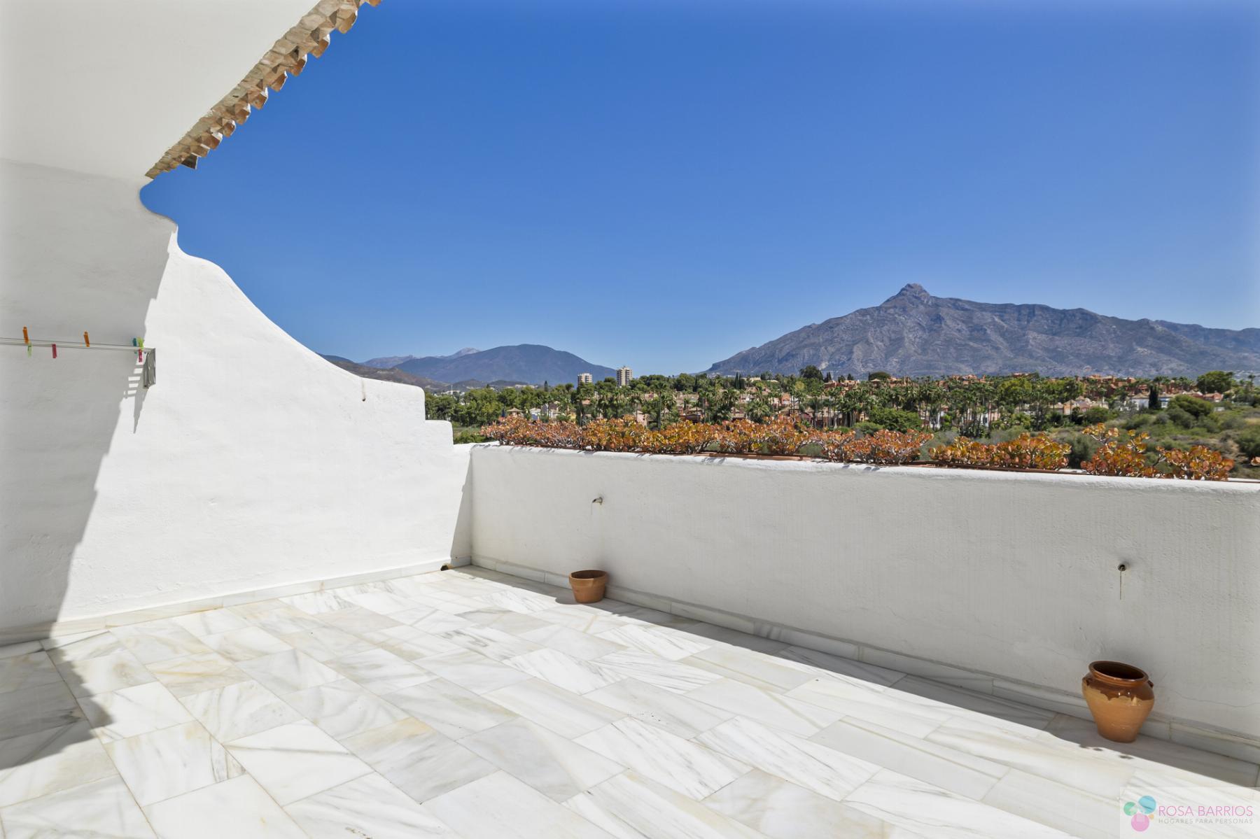 Zu verkaufen von haus in
 Nueva Andalucía