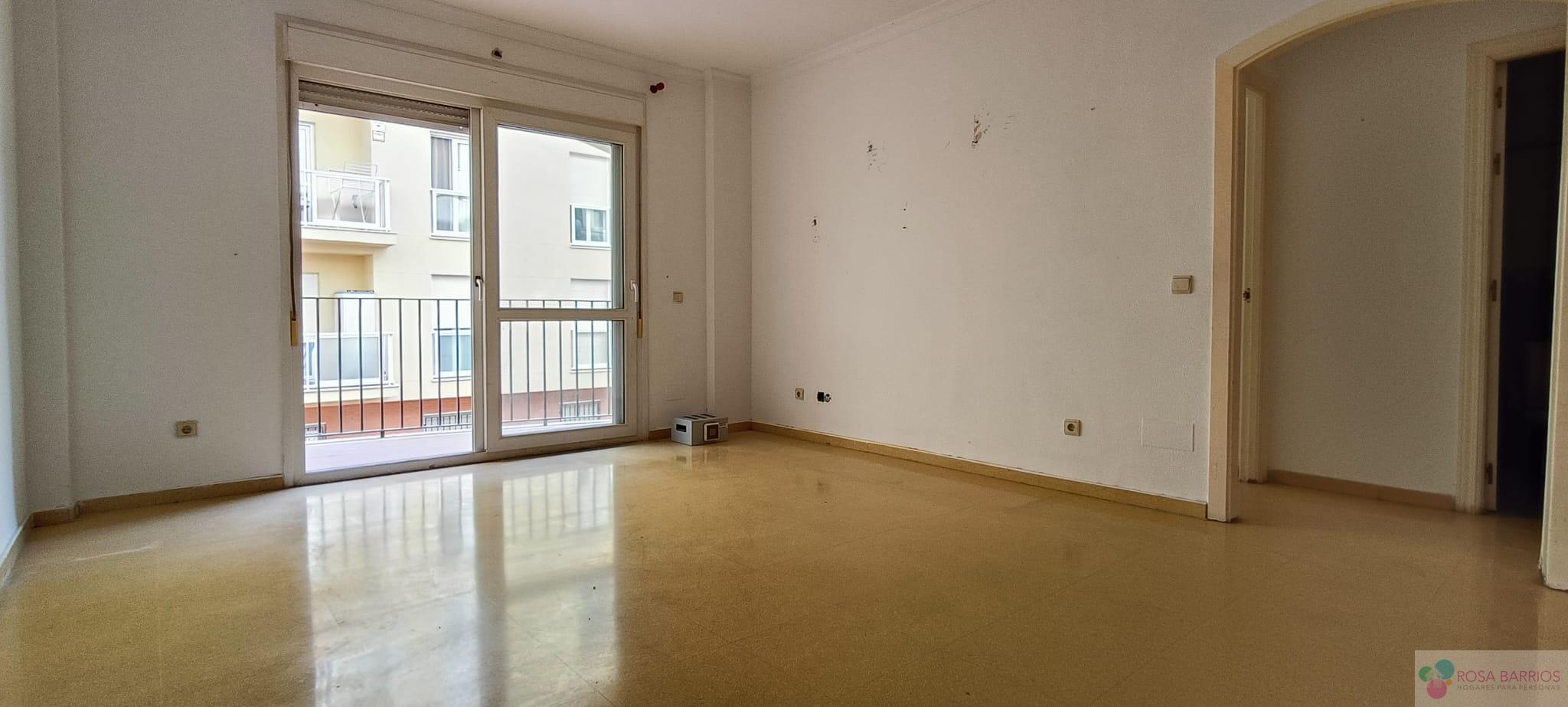 For sale of flat in Manilva