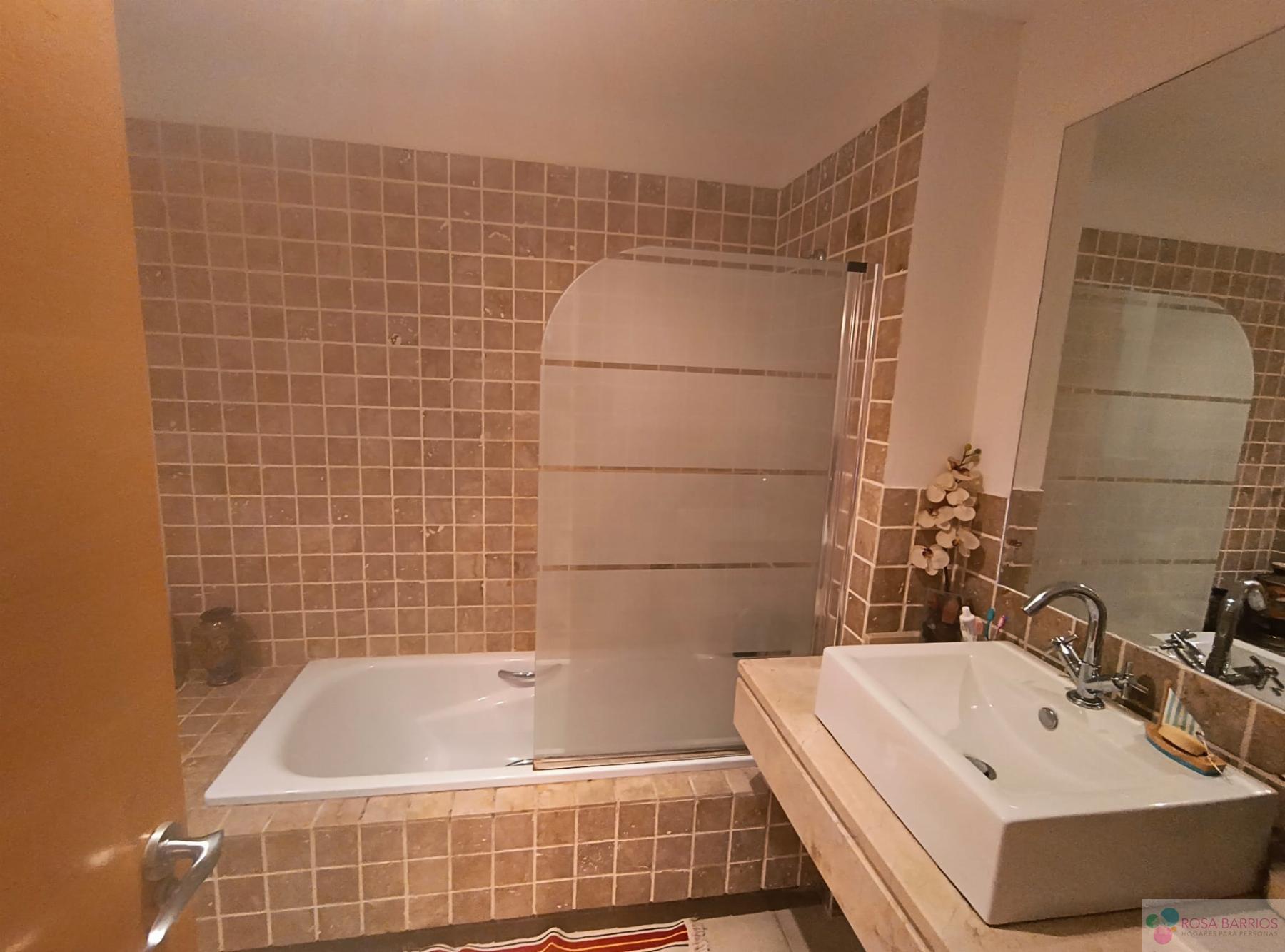 Venta de piso en Estepona