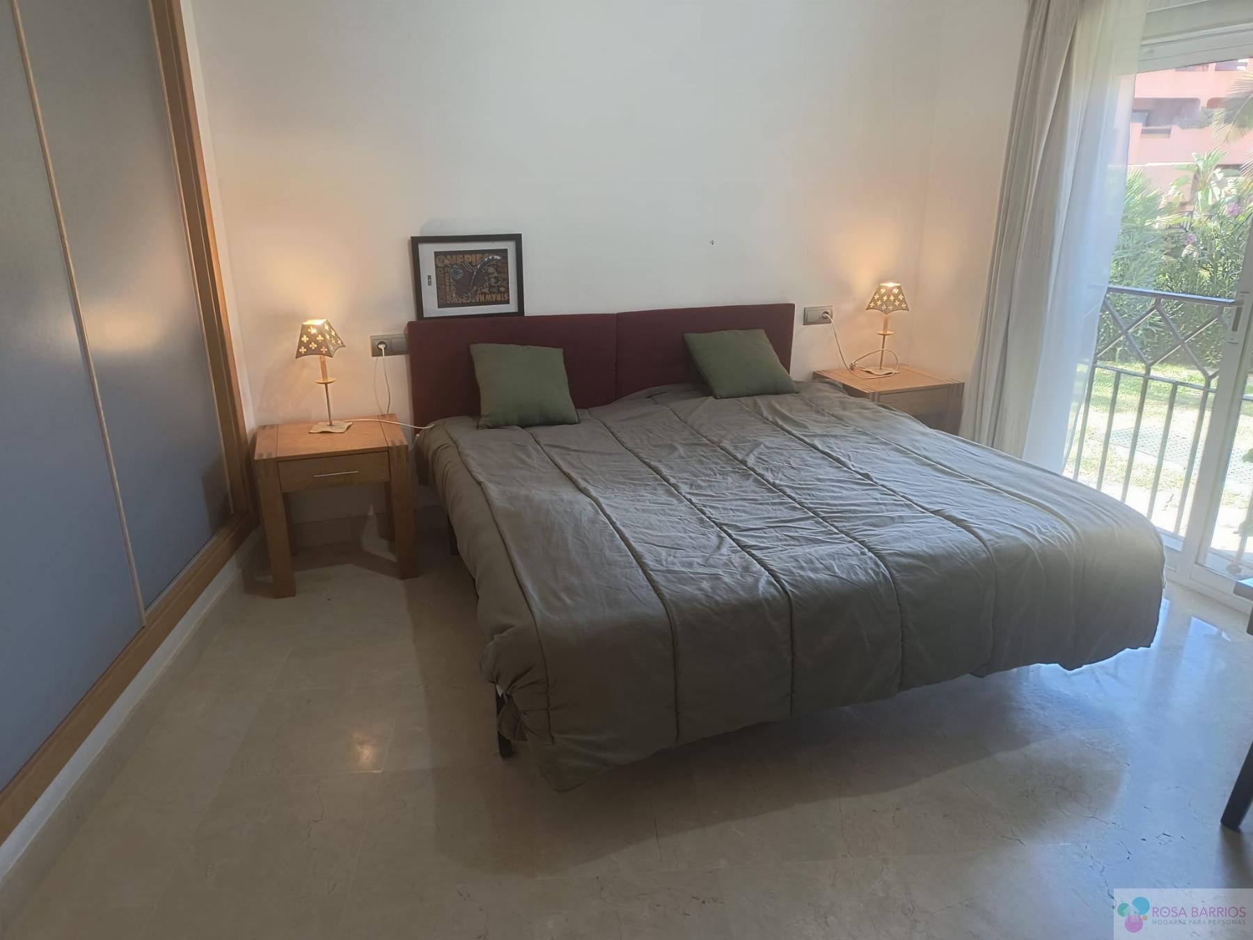 Venta de piso en Estepona