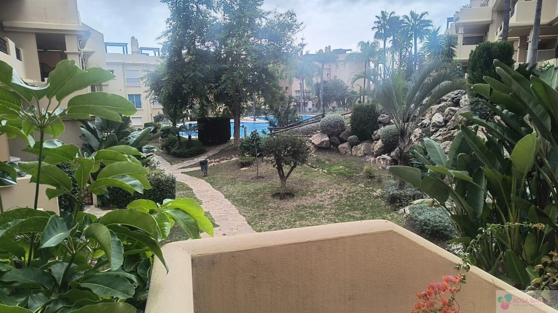 Venta de piso en Estepona
