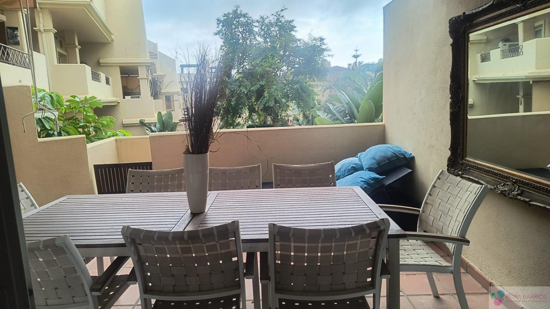 Venta de piso en Estepona