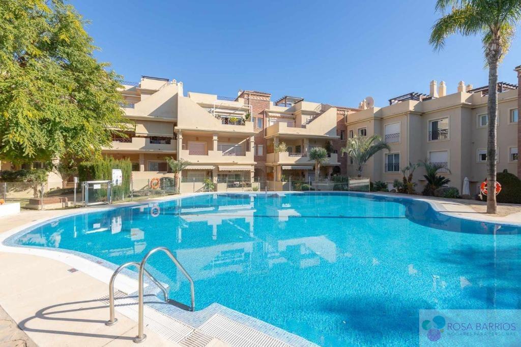 Venta de piso en Estepona