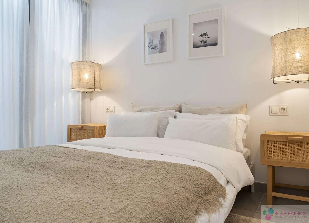 For sale of chalet in Estepona