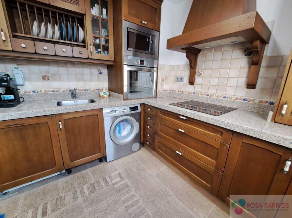 For sale of flat in Estepona