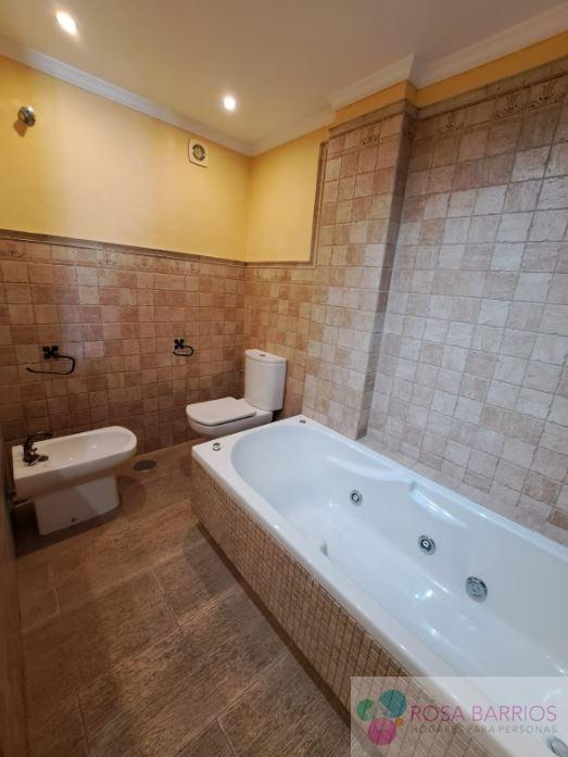 For sale of flat in Estepona