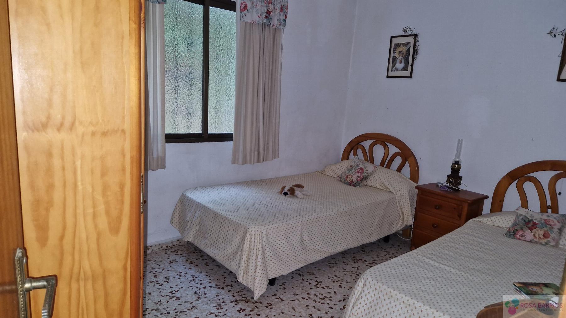 For sale of rural property in Estepona