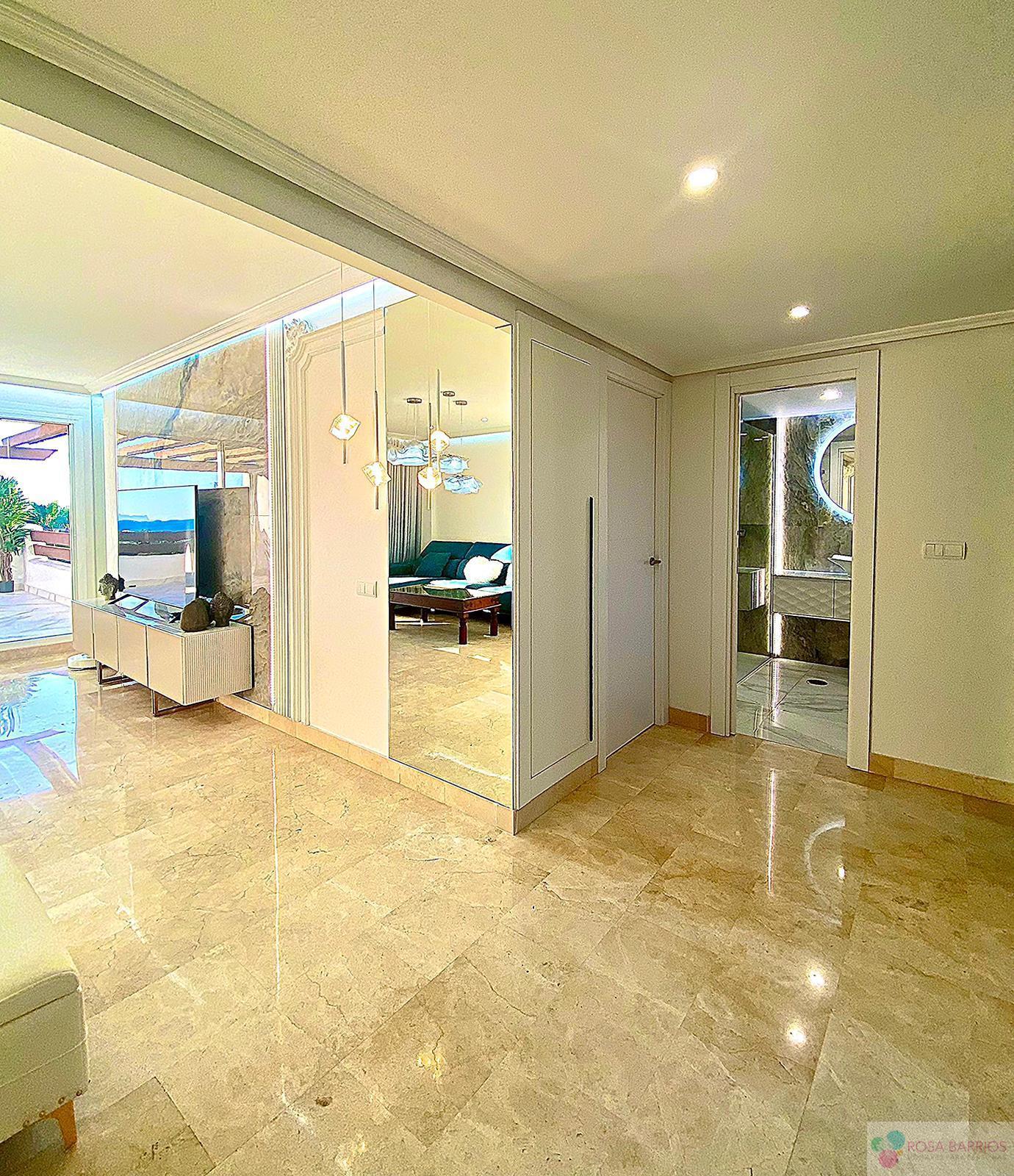For sale of flat in Estepona