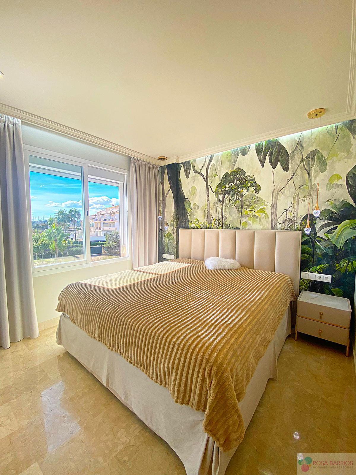 For sale of flat in Estepona