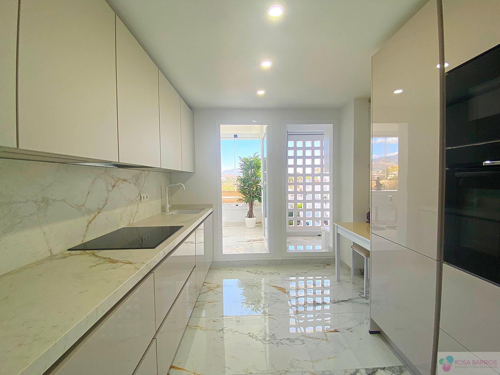 For sale of flat in Estepona