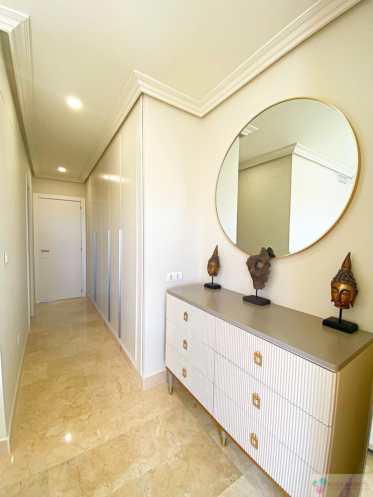 For sale of flat in Estepona