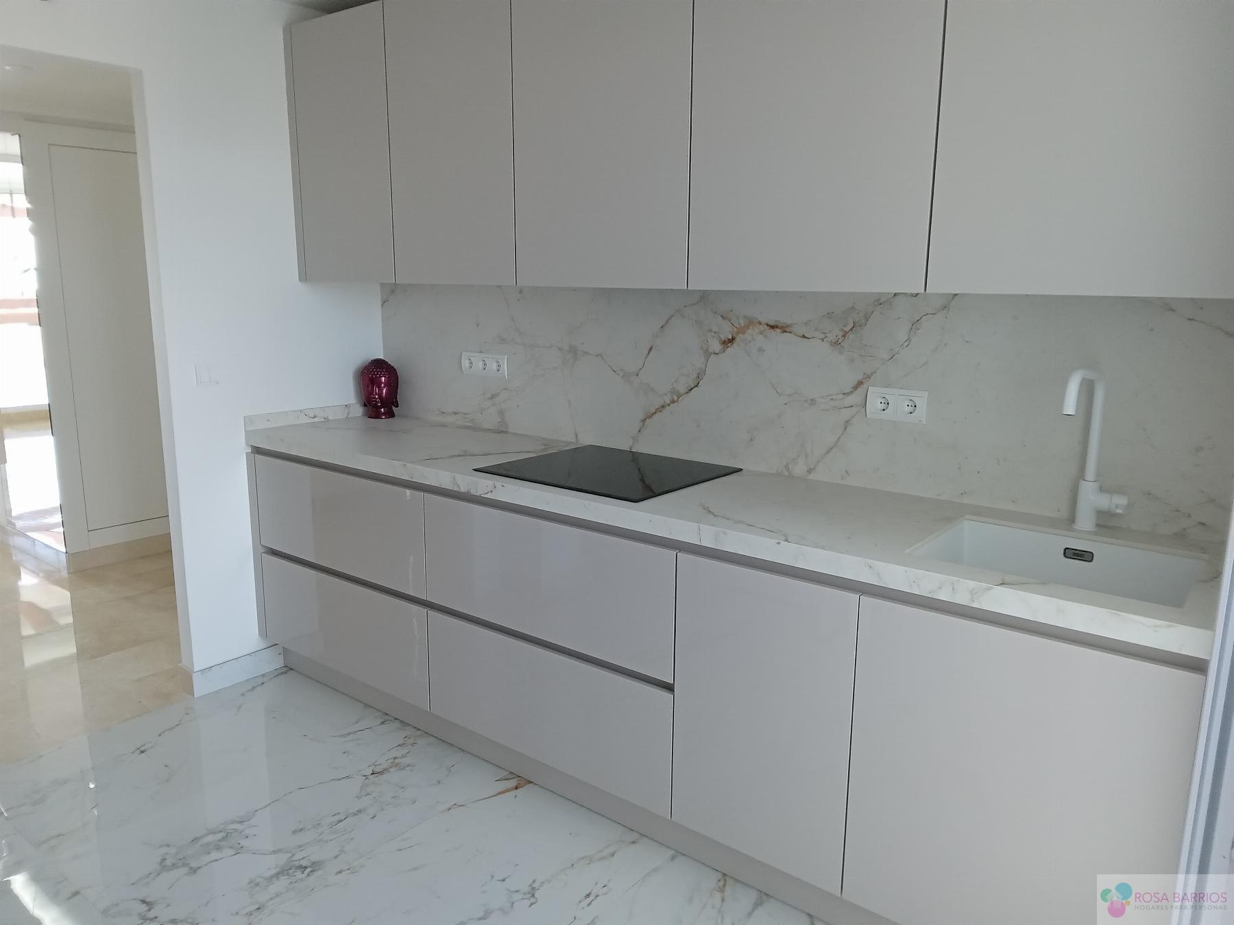 For sale of flat in Estepona