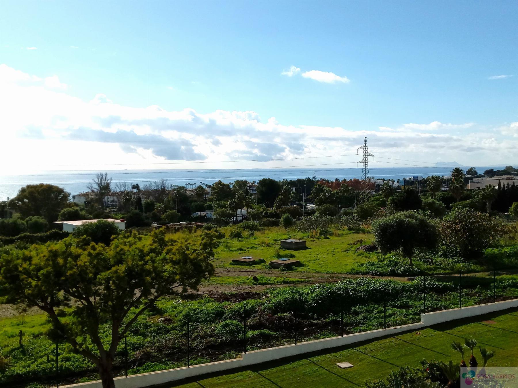 For sale of flat in Estepona