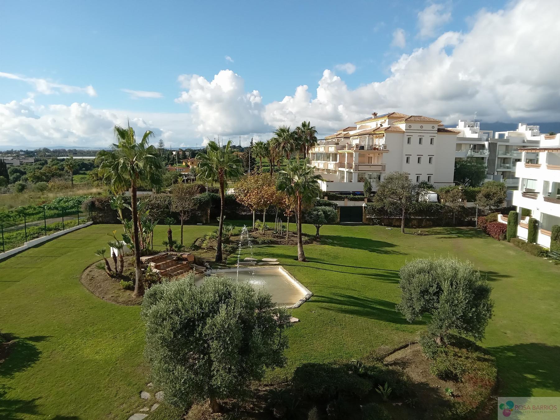For sale of flat in Estepona