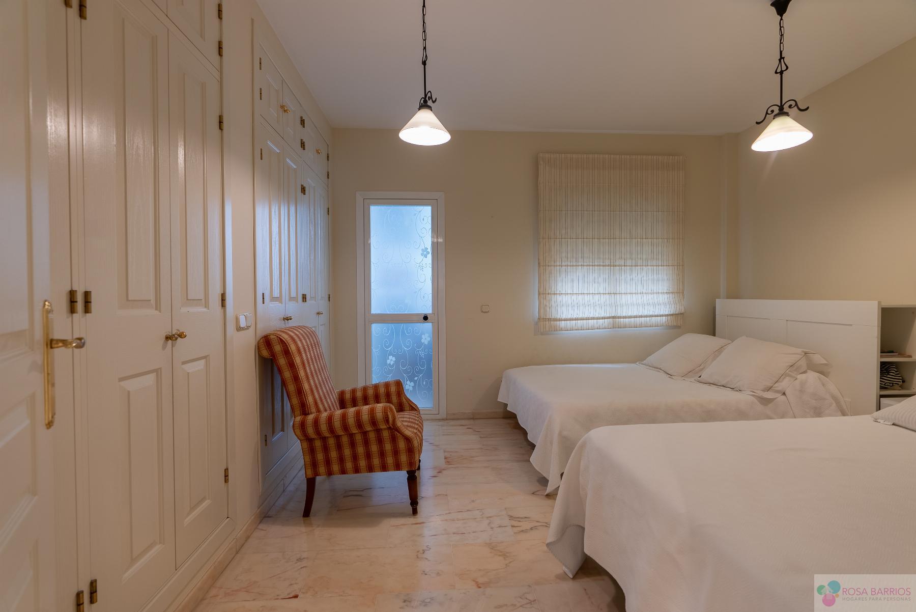 Venta de piso en Estepona