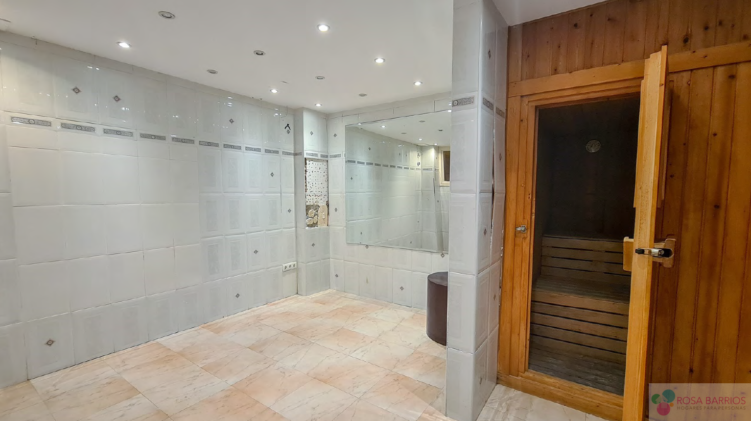 Zu verkaufen von villa in
 Marbella