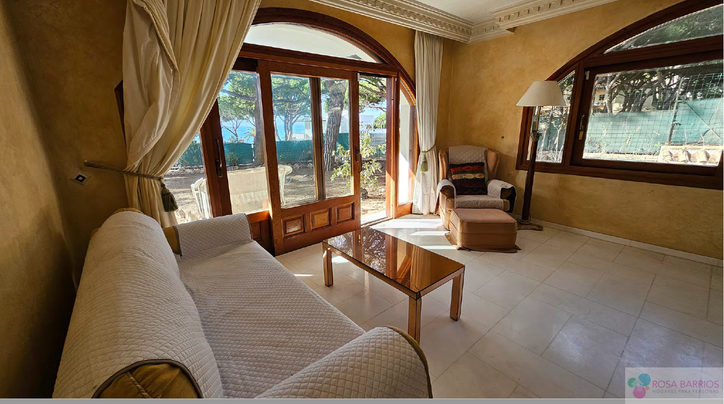 Zu verkaufen von villa in
 Marbella