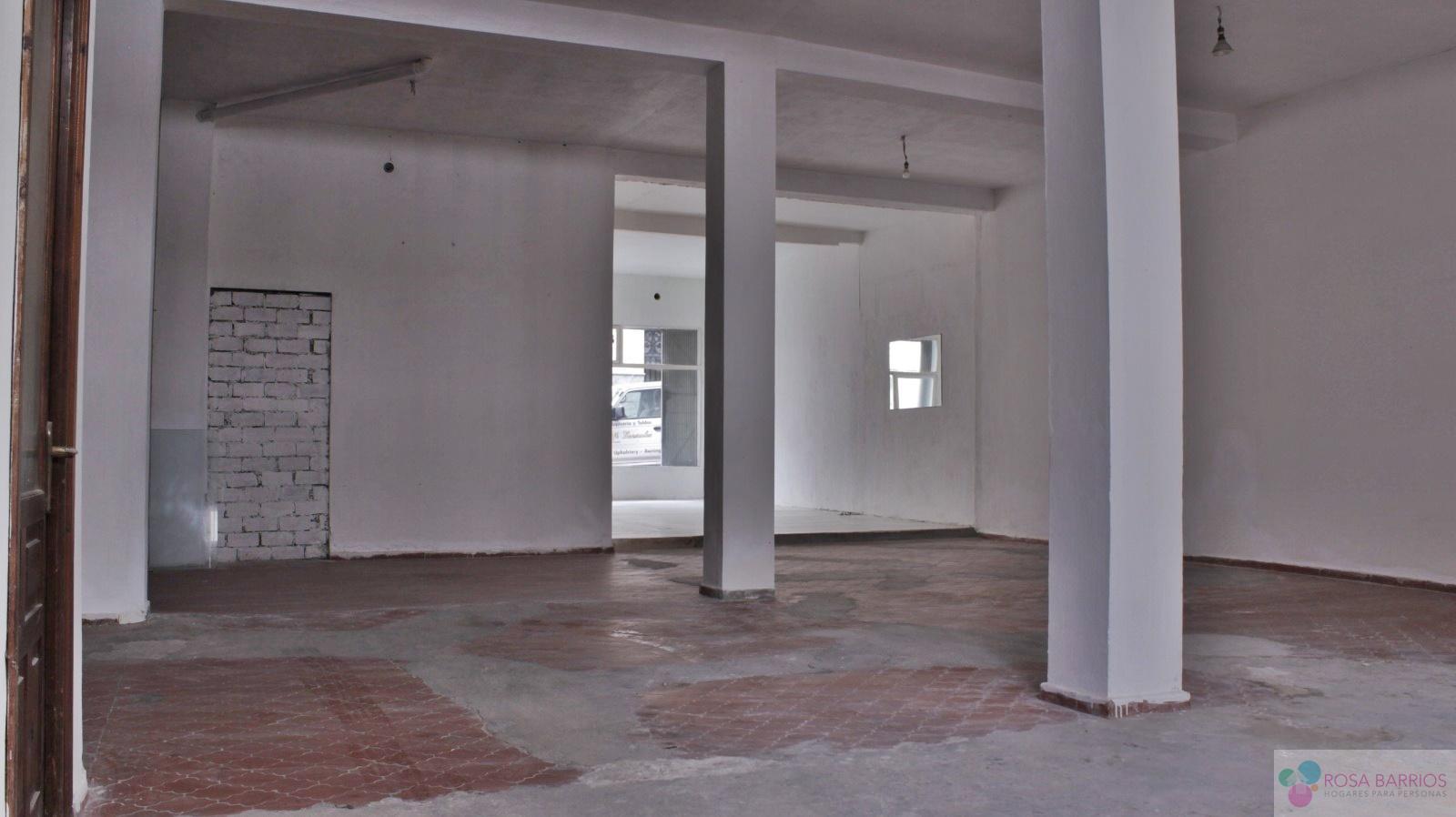 For sale of commercial in San Pedro de Alcántara