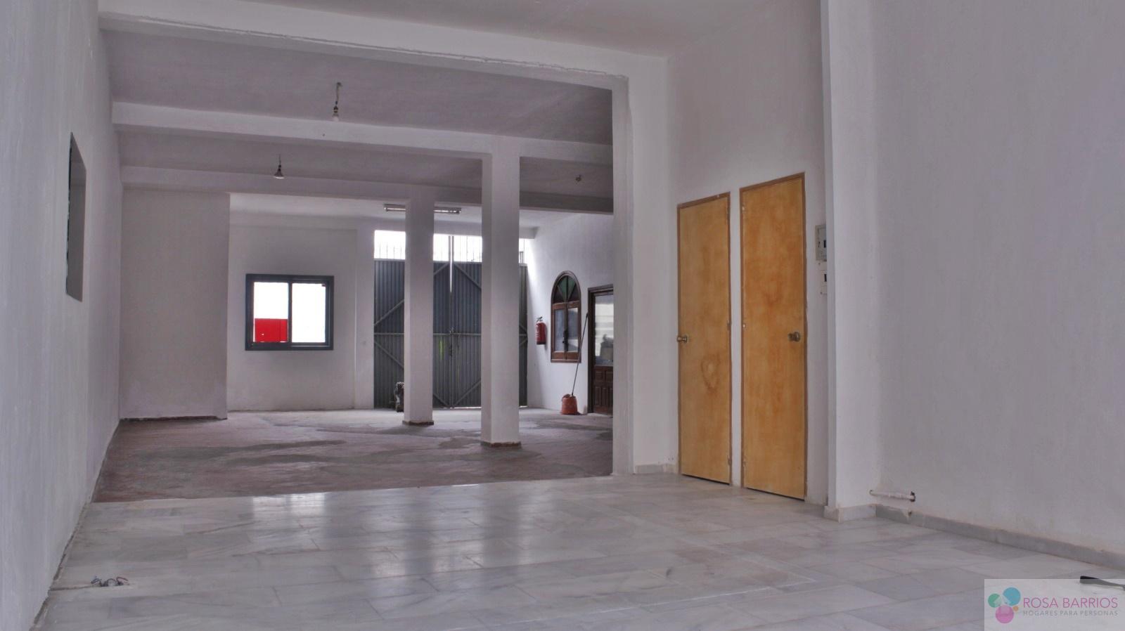 For sale of commercial in San Pedro de Alcántara
