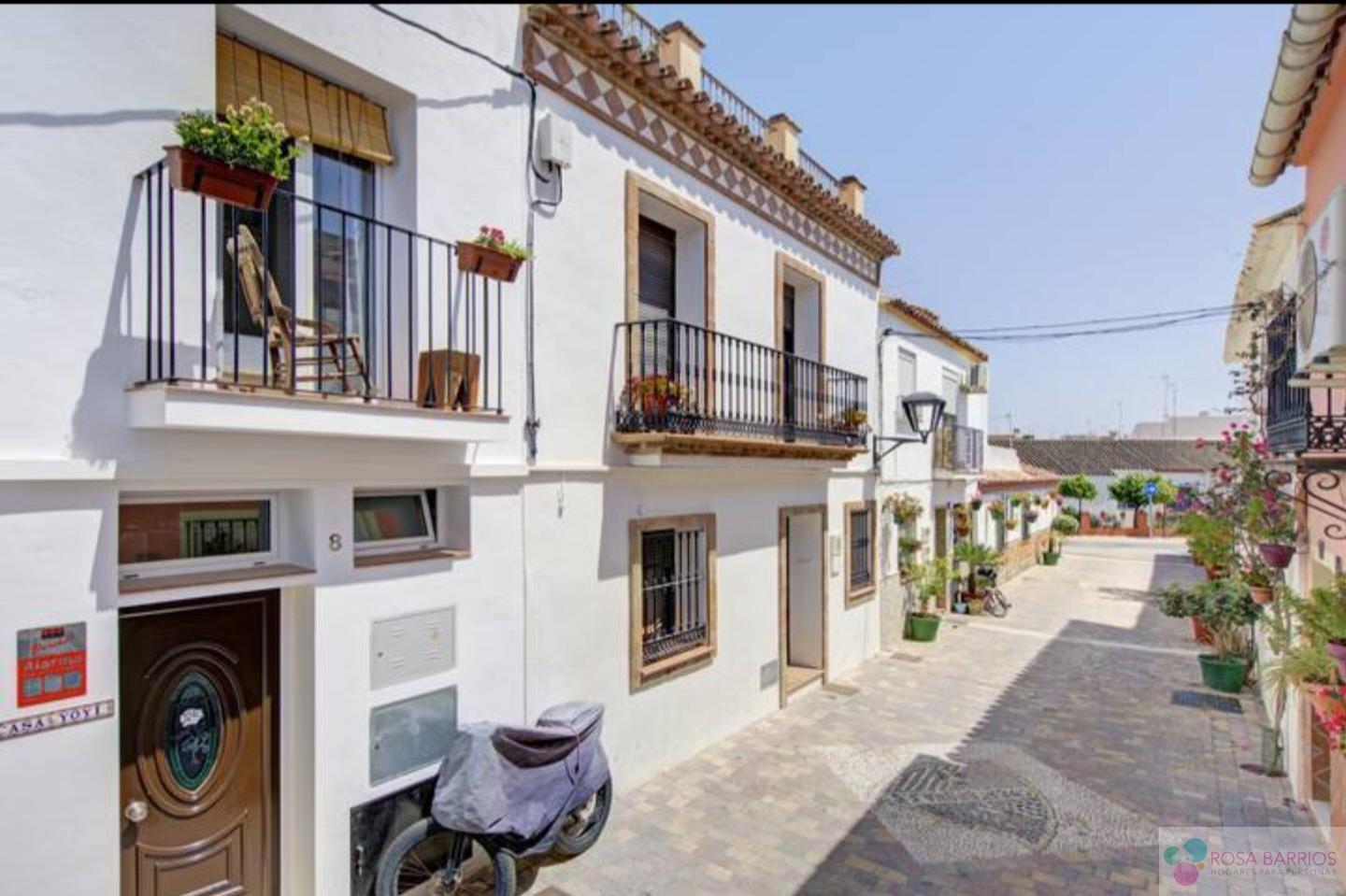 Zu verkaufen von haus in
 Estepona