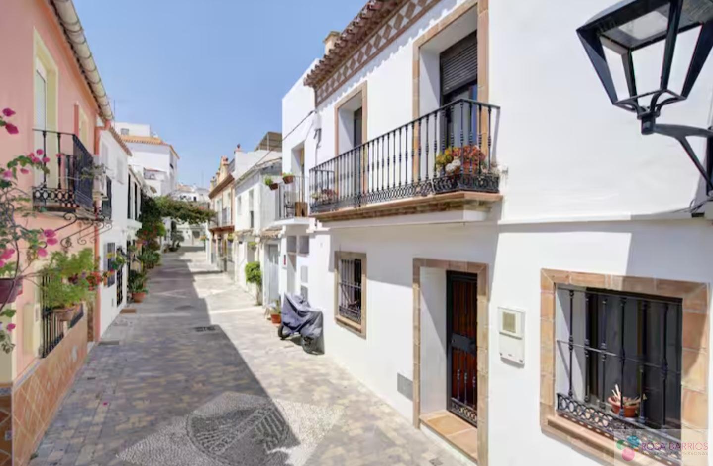 Zu verkaufen von haus in
 Estepona