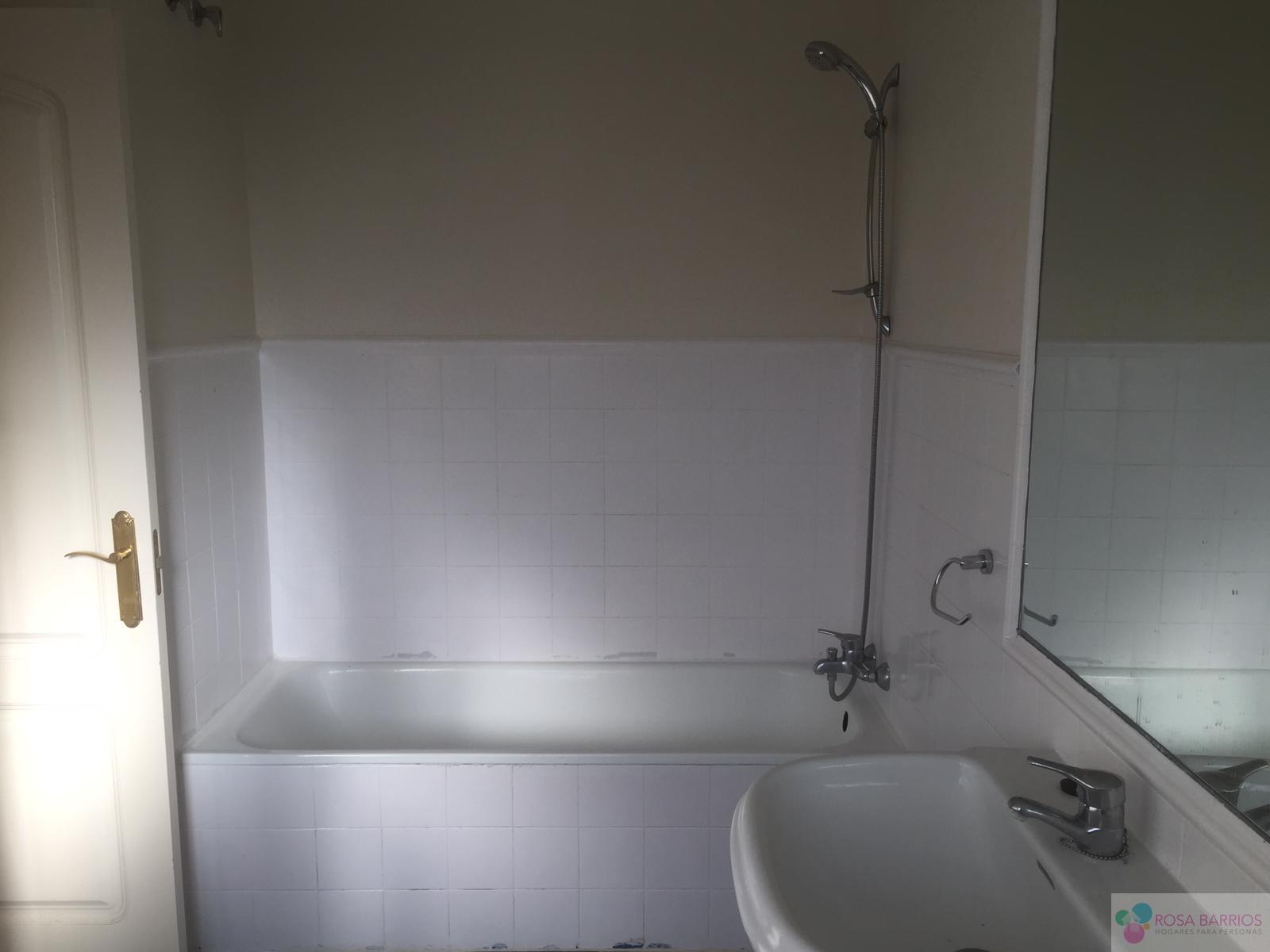 For sale of chalet in Estepona