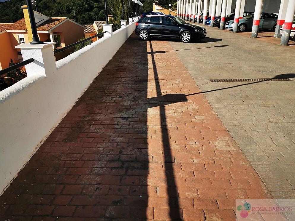 For sale of garage in Estepona