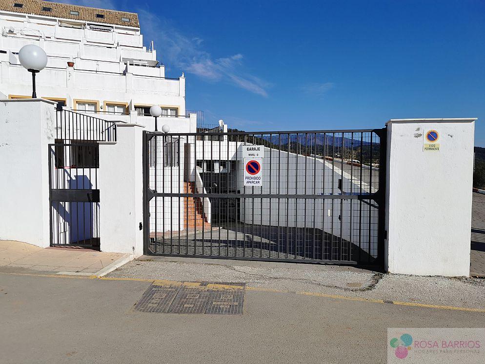 For sale of garage in Estepona