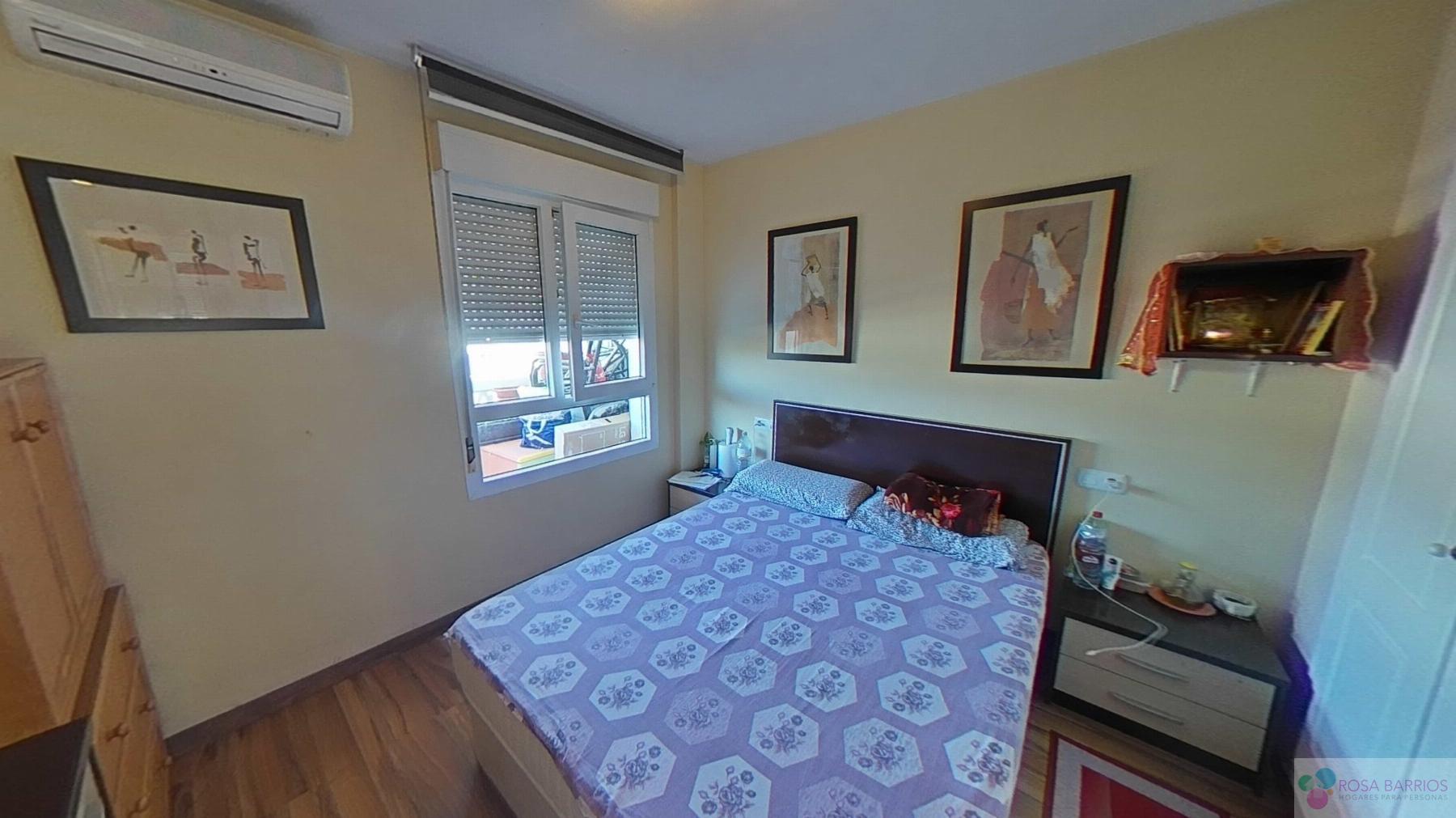 For sale of flat in Nueva Andalucía