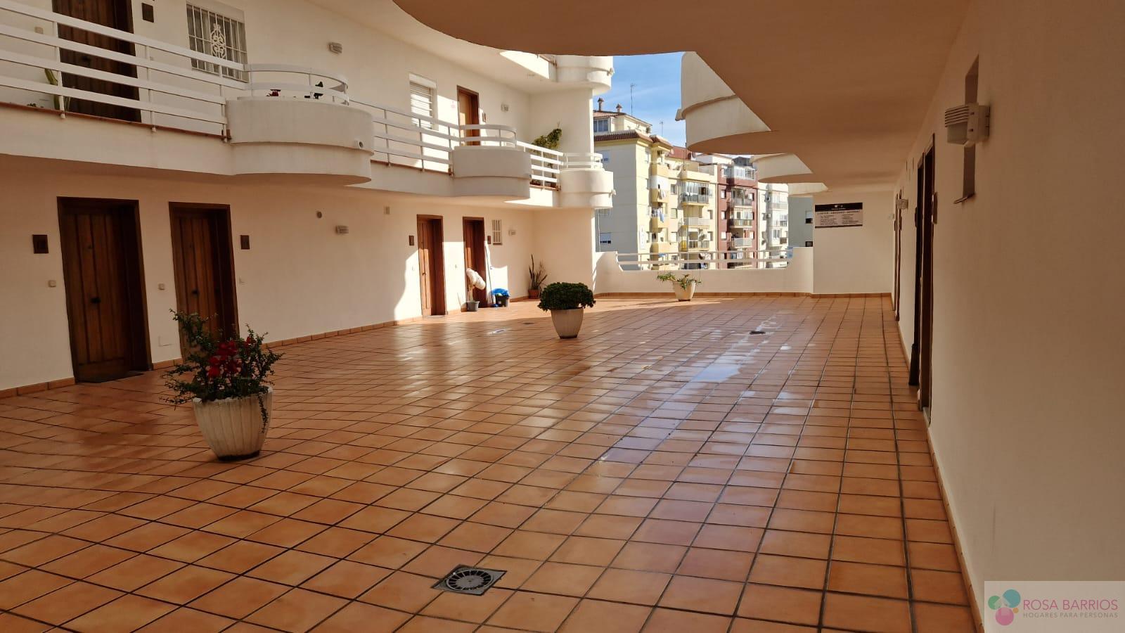 For sale of study in San Luis de Sabinillas