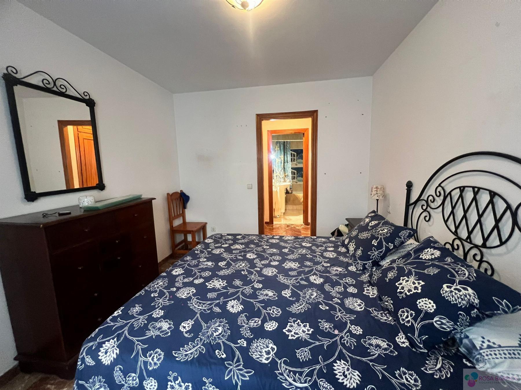 For sale of flat in San Pedro de Alcántara