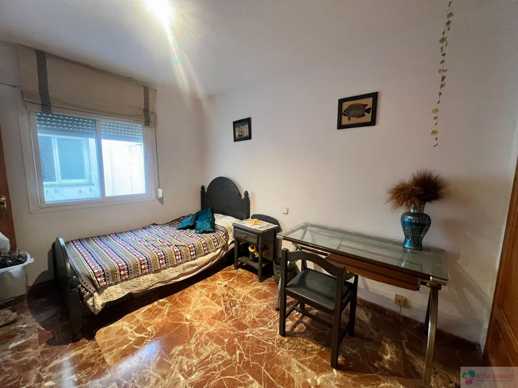 For sale of flat in San Pedro de Alcántara