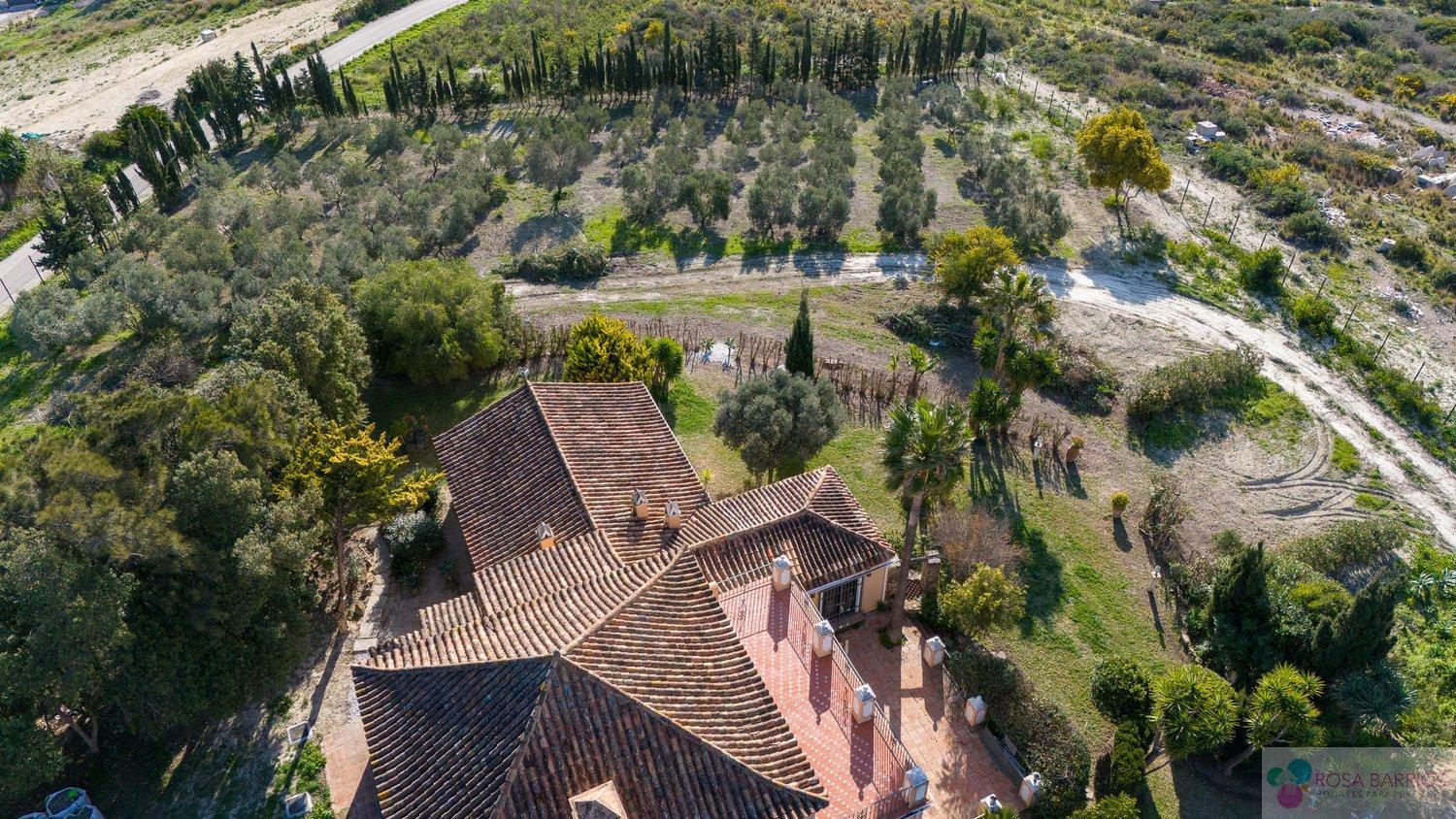 For sale of hotel in Manilva
