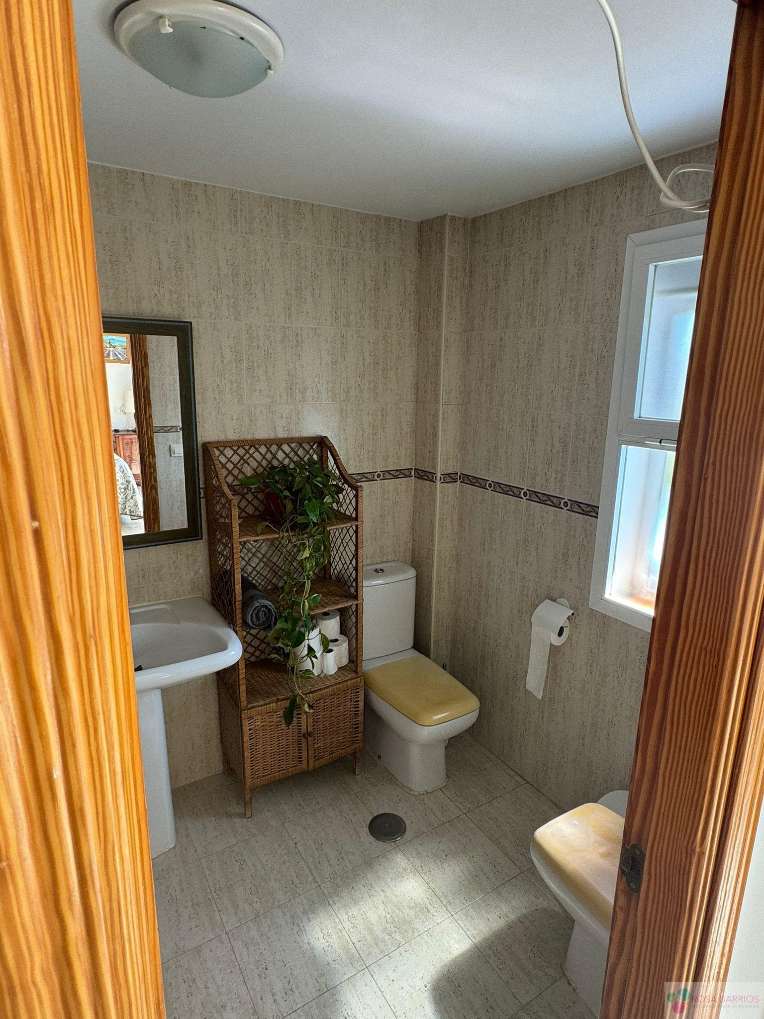 For sale of duplex in Estepona