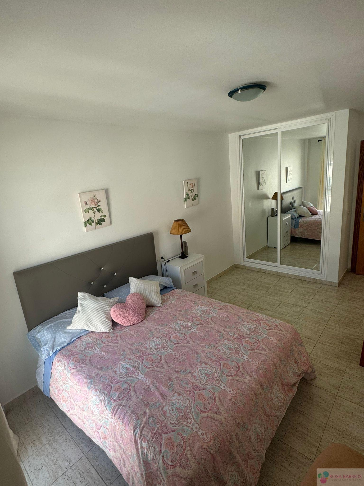 For sale of duplex in Estepona