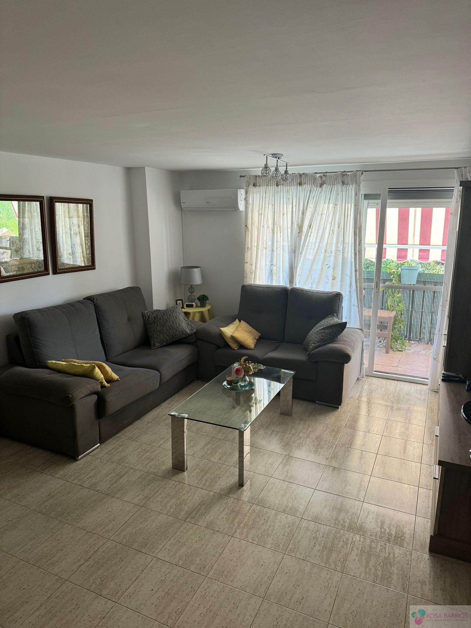 For sale of duplex in Estepona