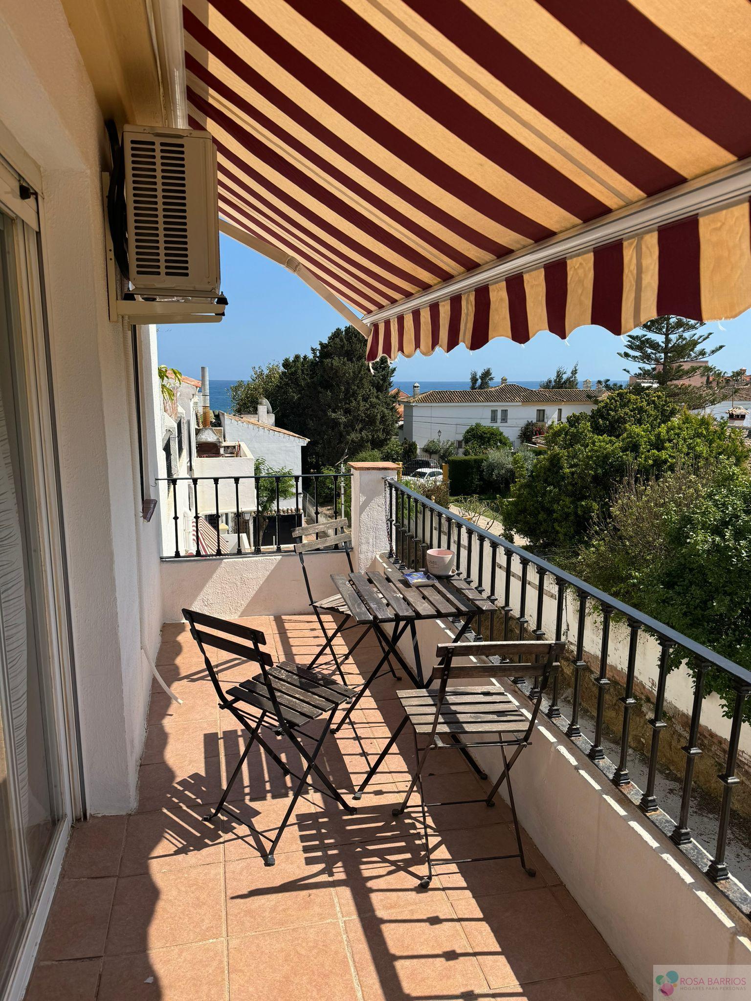 For sale of duplex in Estepona
