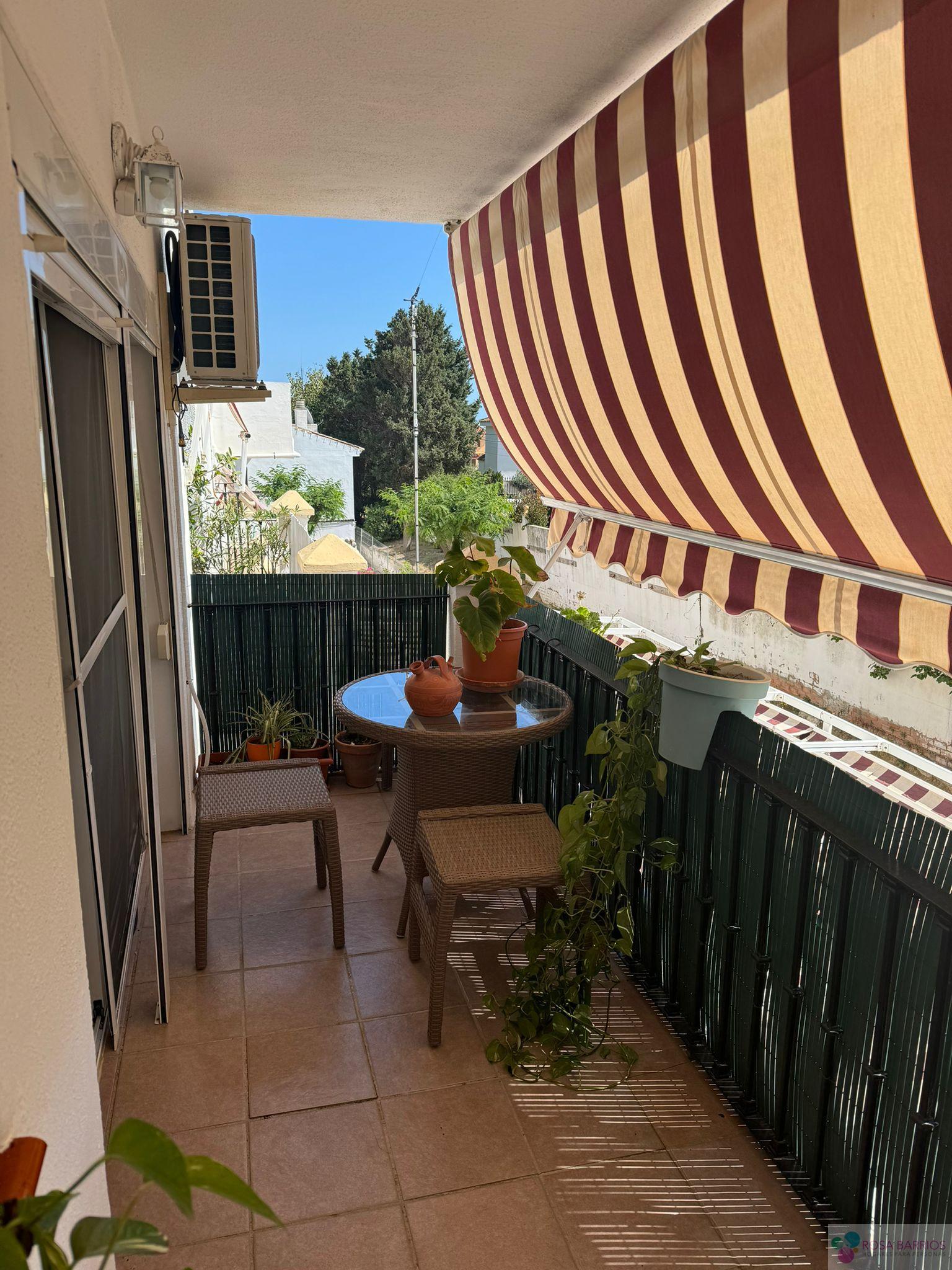 For sale of duplex in Estepona
