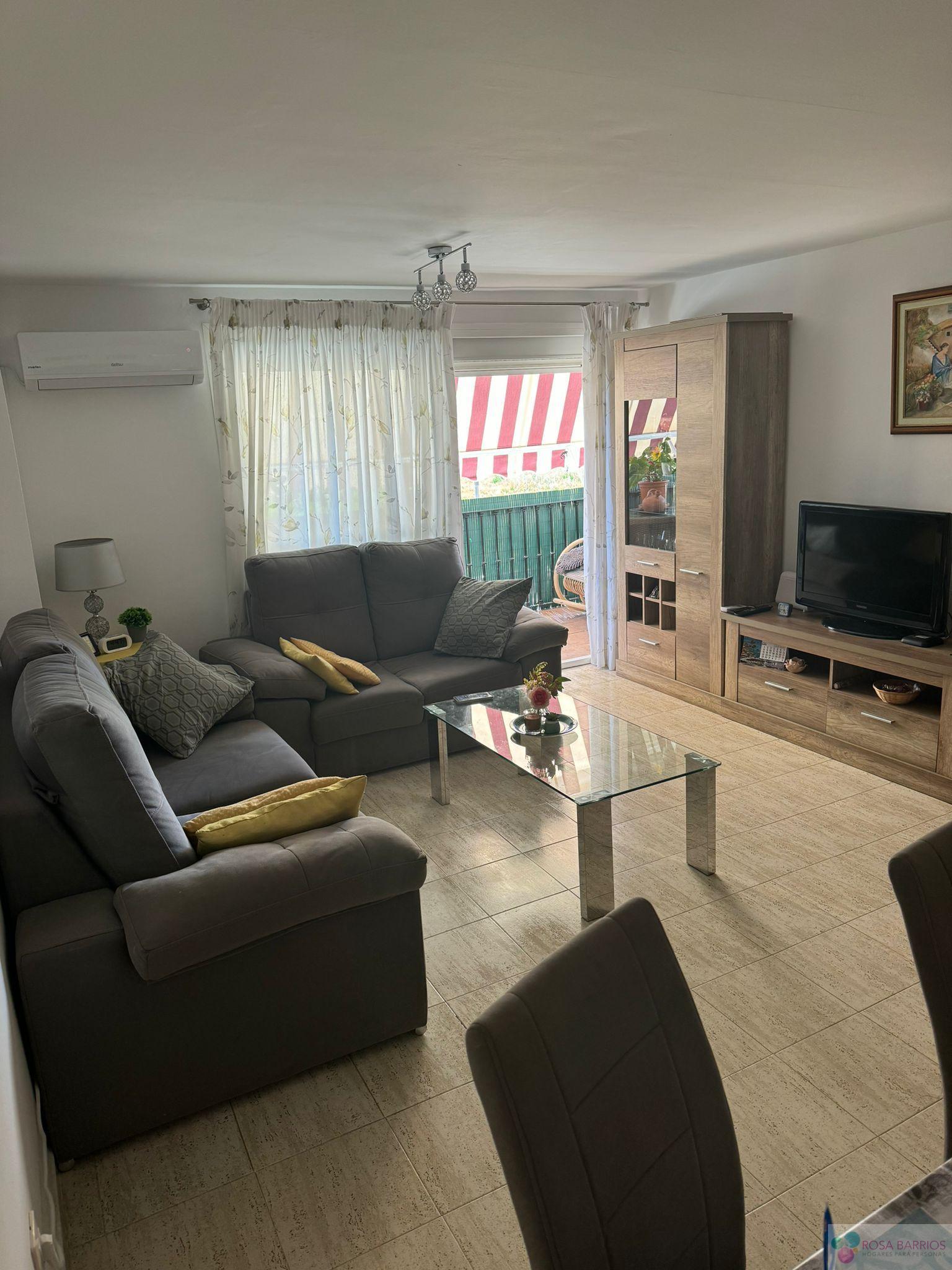 For sale of duplex in Estepona