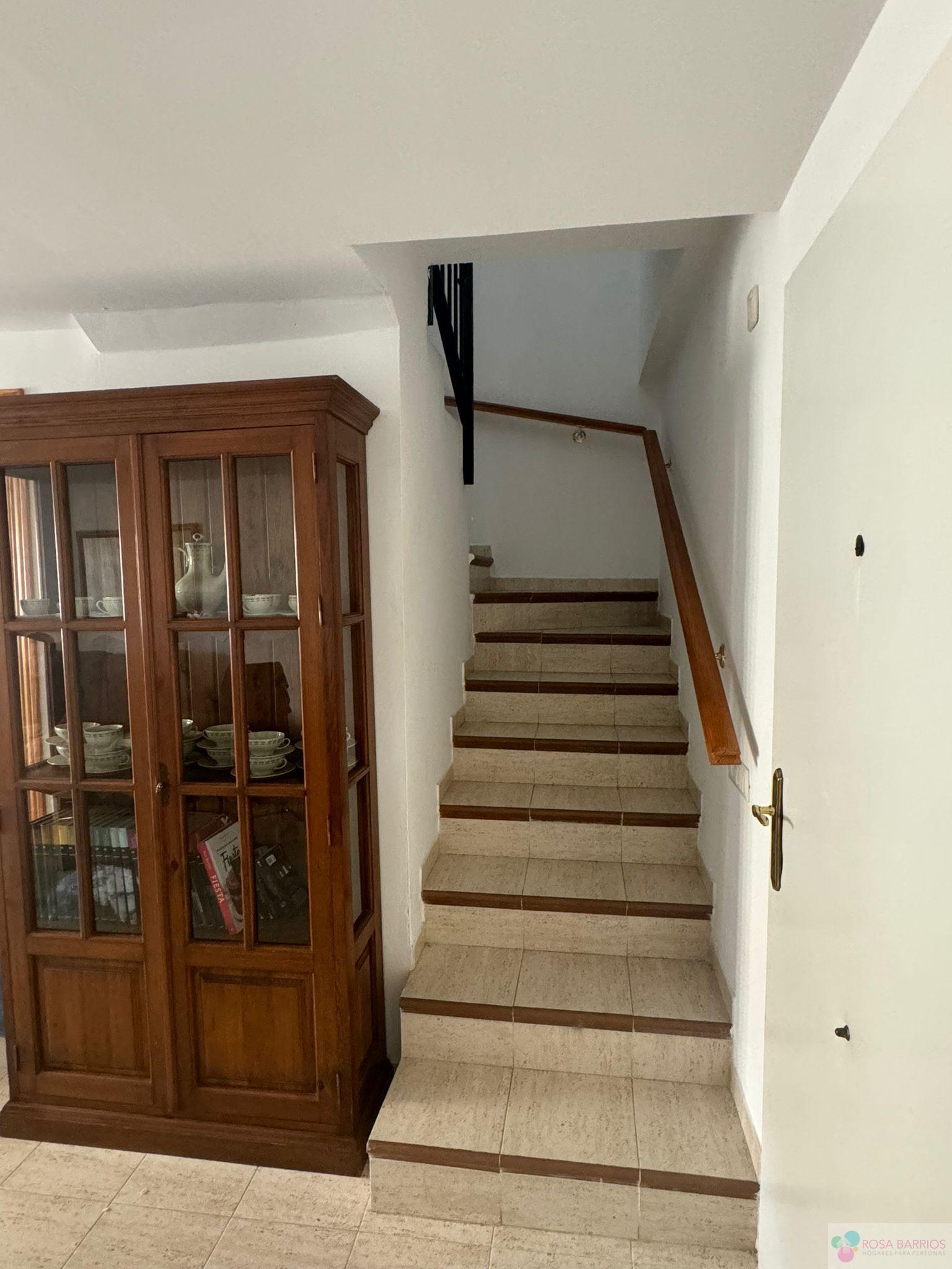 For sale of duplex in Estepona