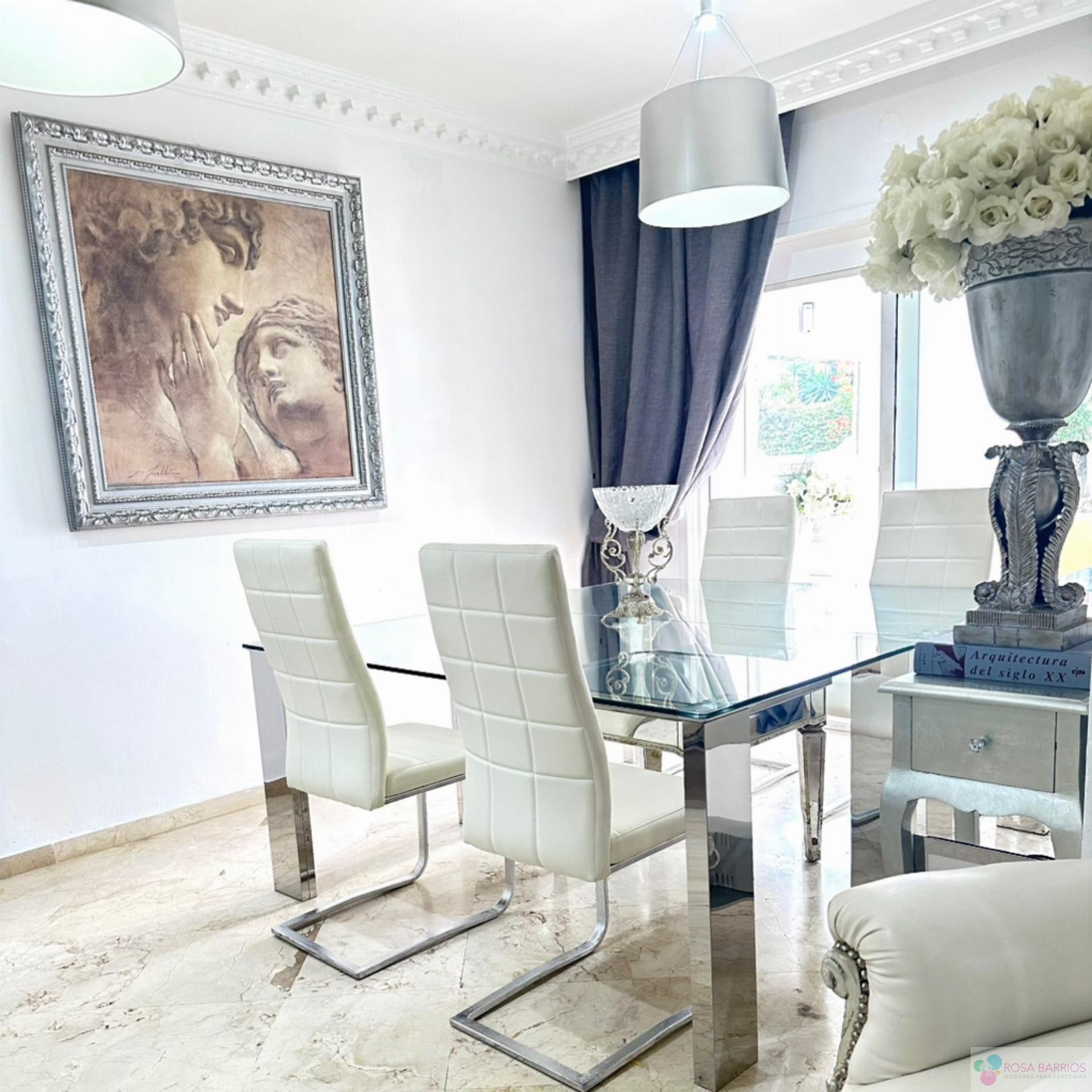 For sale of flat in San Pedro de Alcántara